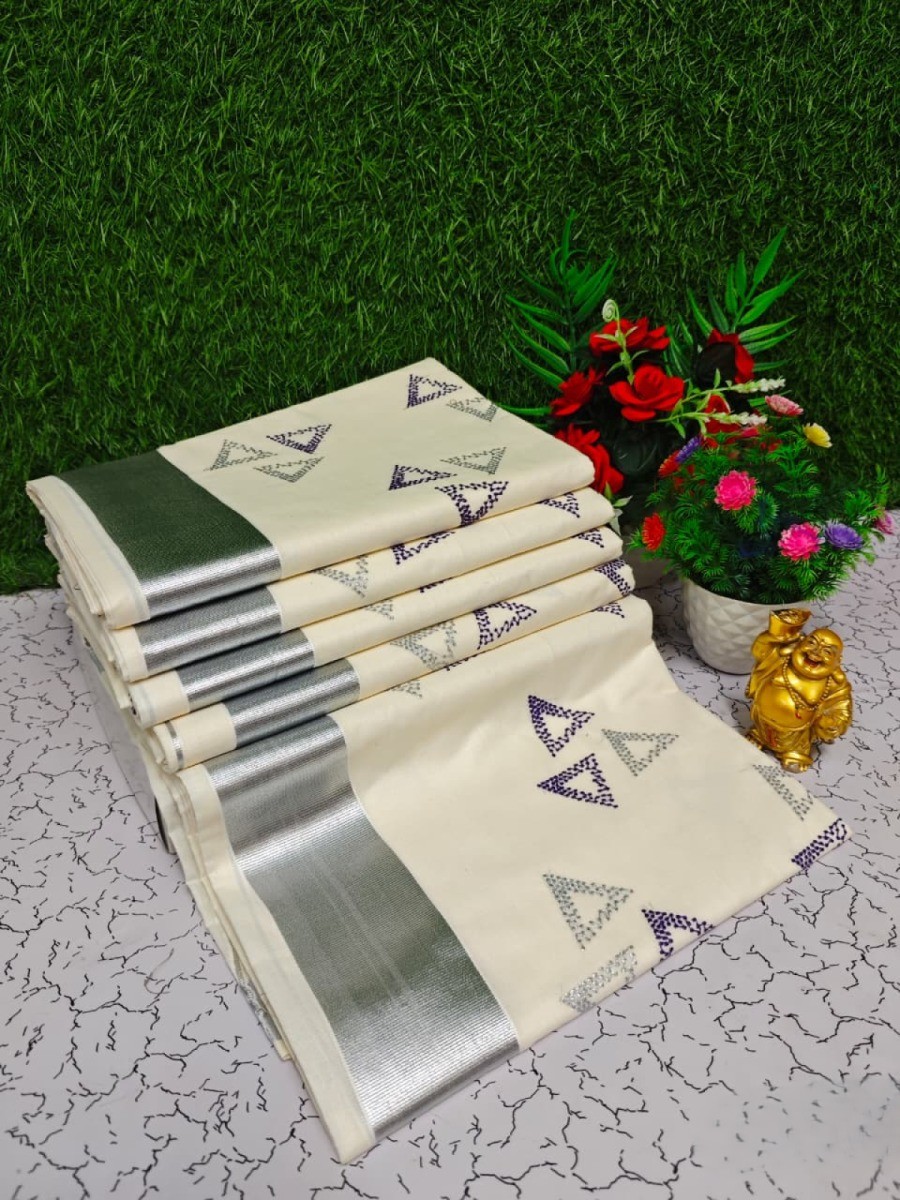 Temple Triangle Motif Kerala Cotton Saree